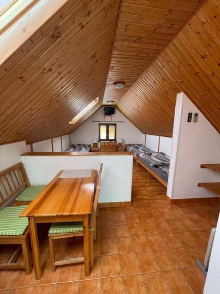Apartment Sklipek U Pichle Galusky *